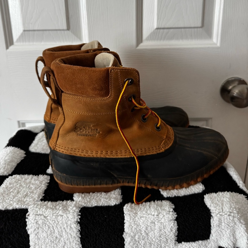 SOREL Men's Duck Boots - Size 11.5 - Picture 2 of 8